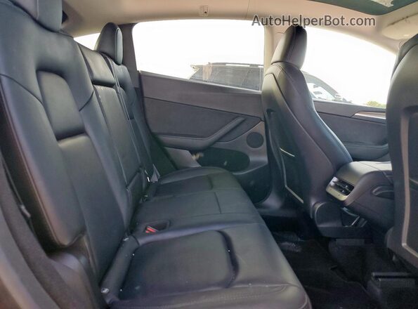 7SAYGDED7RF009961 2024 TESLA MODEL Black Widok tylnych siedzeń
