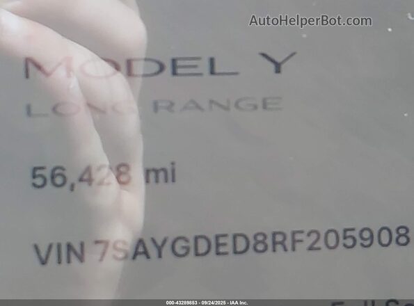 7SAYGDED8RF205908 2024 TESLA MODEL Y Черный 