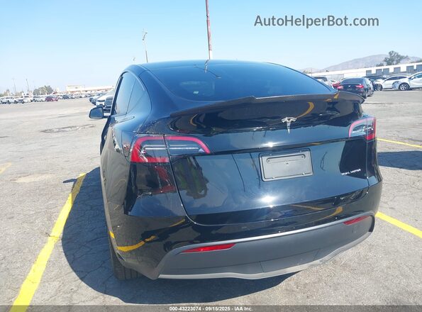 7SAYGDEE1RF176891 2024 TESLA MODEL Y Black 