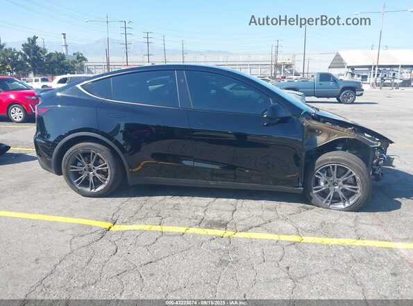 7SAYGDEE1RF176891 2024 TESLA MODEL Y Black სალონის 360-გრადუსიანი ხედი