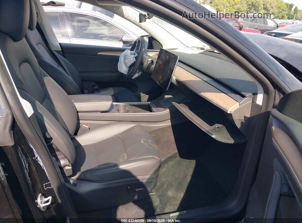 7SAYGDEE2SA356478 2025 TESLA MODEL Y Black Vista interior delantera