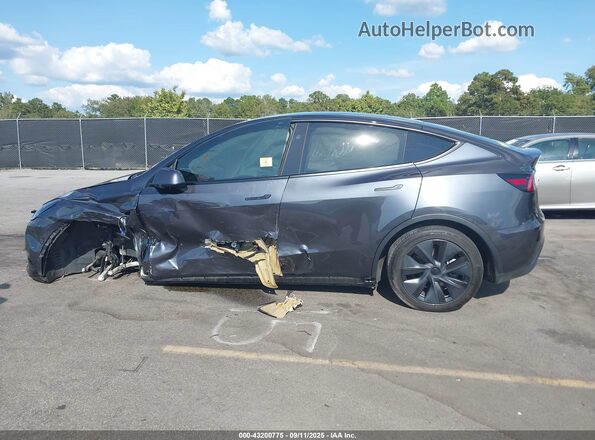 7SAYGDEE2SA361941 2025 TESLA MODEL Y Gray 