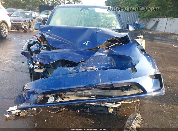 7SAYGDEE3PA123457 2023 TESLA MODEL Y Blue Widok deski rozdzielczej
