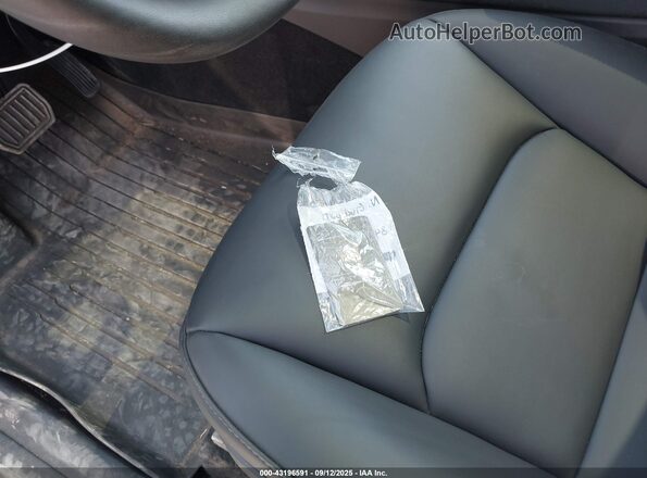 7SAYGDEE3SA343397 2025 TESLA MODEL Y White Dashboard view