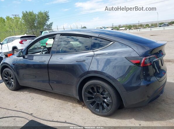 7SAYGDEE5RA225345 2024 TESLA MODEL Y Серый Панорамный вид салона 360°