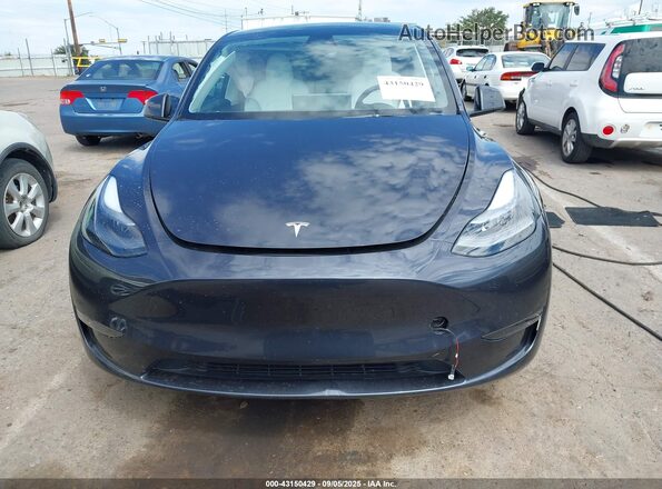 7SAYGDEE5RA225345 2024 TESLA MODEL Y Серый Вид щитка приборов