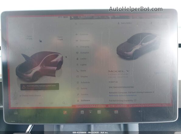 7SAYGDEE5RA333769 2024 TESLA MODEL Y Silver 