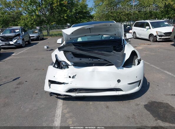 7SAYGDEE6NF419749 2022 TESLA MODEL Y White წინა პანელის ხედი