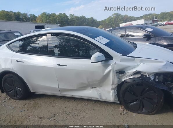 7SAYGDEE7TA449451 2026 TESLA MODEL Y White Vista del cuadro de instrumentos