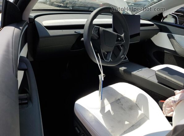 7SAYGDEE7TF348543 2026 TESLA MODEL White 
