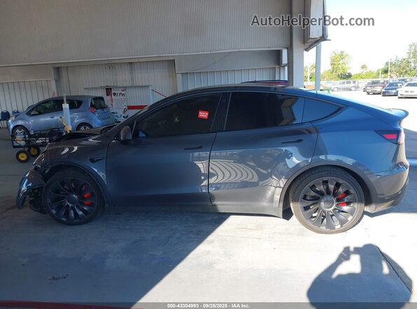 7SAYGDEF1NF463697 2022 TESLA MODEL Y Gray სალონის 360-გრადუსიანი ხედი