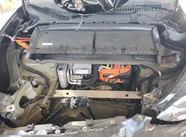 7SAYGDEF3SA369877 2025 TESLA MODEL Black Սալոնի հետևի տեսք