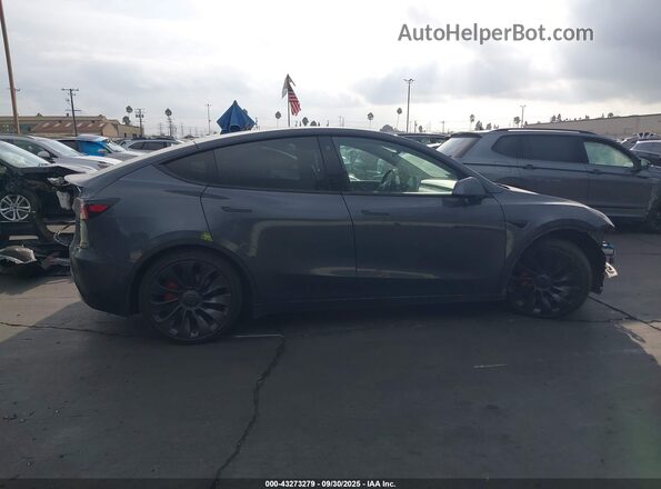 7SAYGDEF4NF403851 2022 TESLA MODEL Y Gray Widok wnętrza 360 stopni