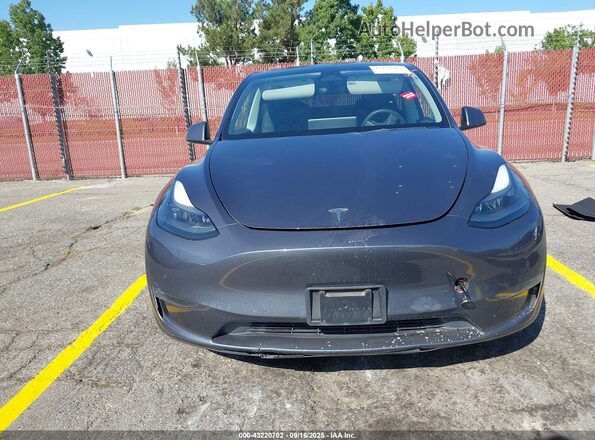 7SAYGDEF5NF544248 2022 TESLA MODEL Y Gray Vista frontal