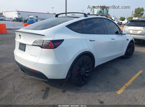 7SAYGDEF6NF538958 2022 TESLA MODEL Y White Задня права чверть