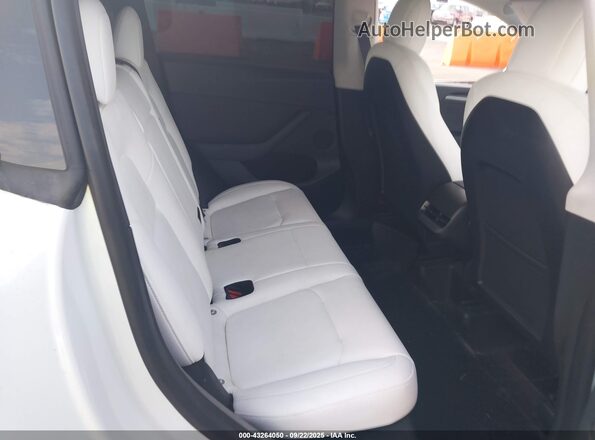 7SAYGDEF6NF538958 2022 TESLA MODEL Y White Вид наклейки з VIN-кодом