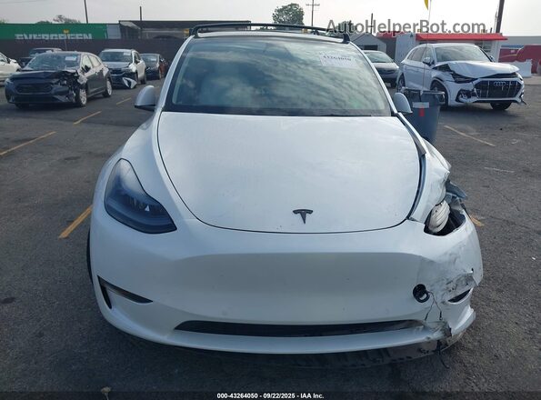 7SAYGDEF6NF538958 2022 TESLA MODEL Y White Вид панелі приладів