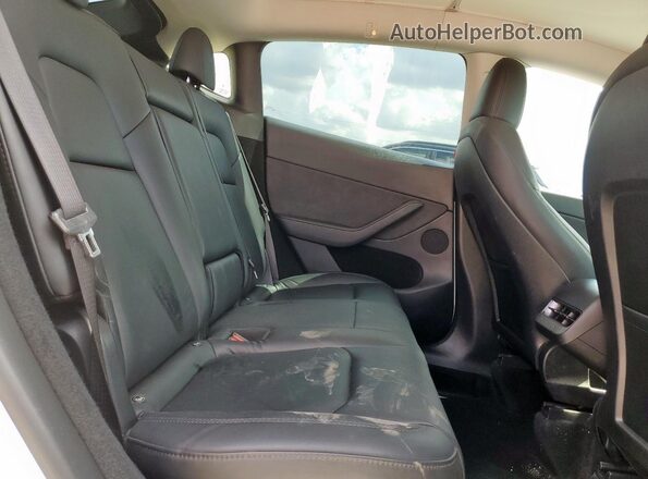 7SAYGDEF6RA267029 2024 TESLA MODEL White 