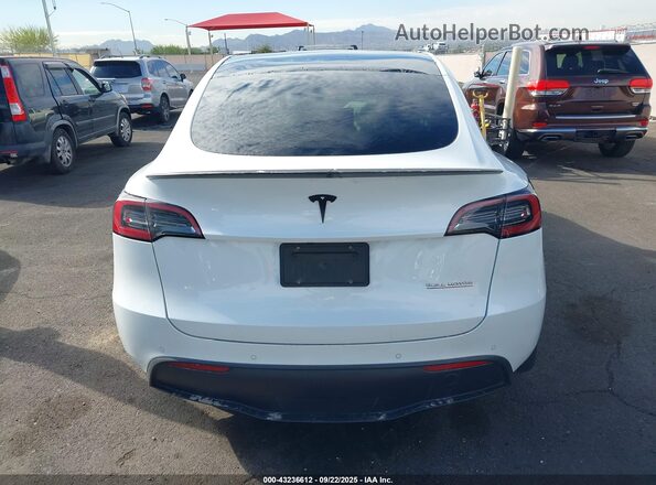 7SAYGDEF7NF398189 2022 TESLA MODEL Y White 