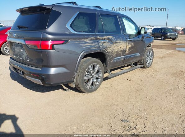 7SVAAABA9RX028693 2024 TOYOTA SEQUOIA Серый Задняя правая четверть