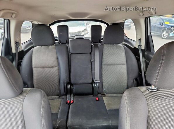 5N1DR2MN8KC584511 2019 NISSAN PATHFINDER Silver უკანა სალონის ხედი