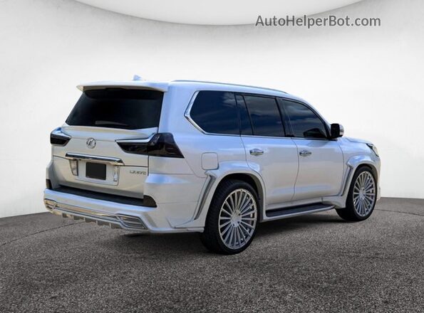 JTJHY7AX1H4235458 2017 LEXUS LX Белый Передняя правая четверть