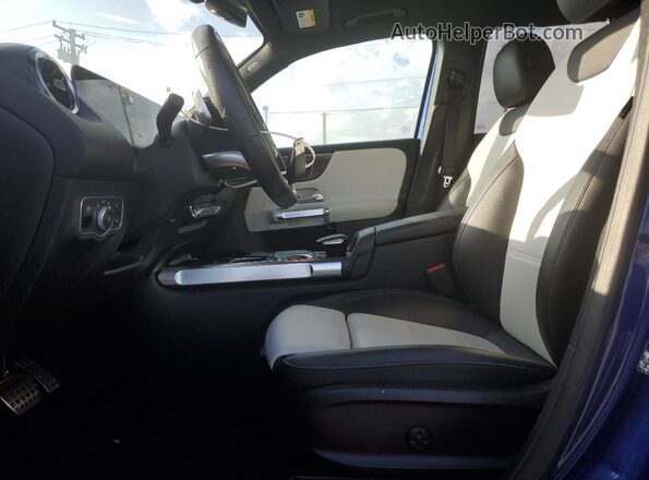 W1N4M4HB5LW024436 2020 MERCEDES-BENZ GLB-CLASS Blue Vista del salpicadero