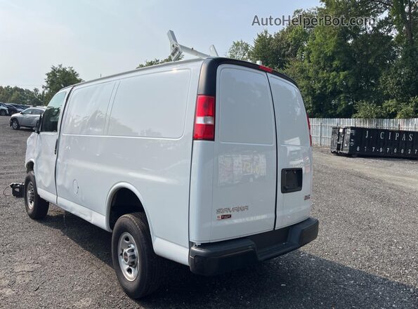 1GTW7AFPXR1232550 2024 GMC SAVANA White Առջևի աջ