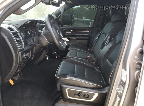 1C6RREJT9PN650372 2023 RAM 1500 Серебряный 