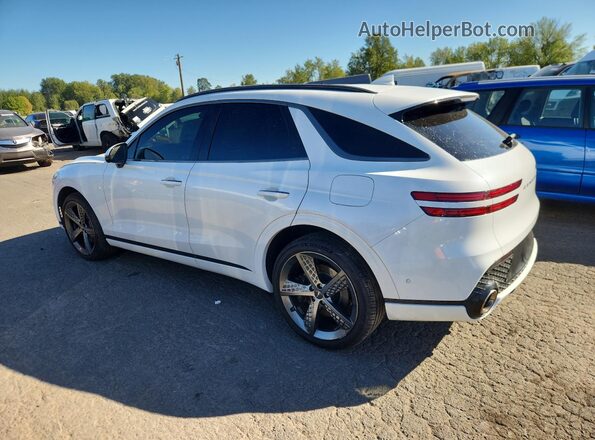 KMUMADTB5PU096176 2023 GENESIS GV70 White 