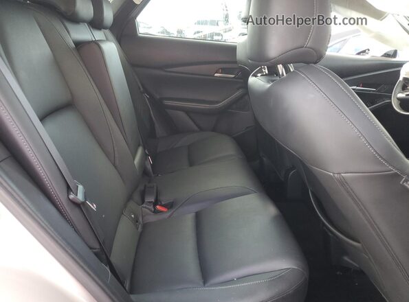 3MVDMBBM4RM649469 2024 MAZDA CX-30 Silver Widok komory silnika