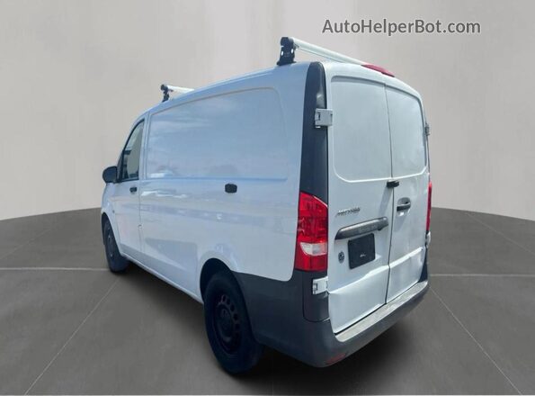 WD3PG2EAXH3283888 2017 MERCEDES-BENZ METRIS White 