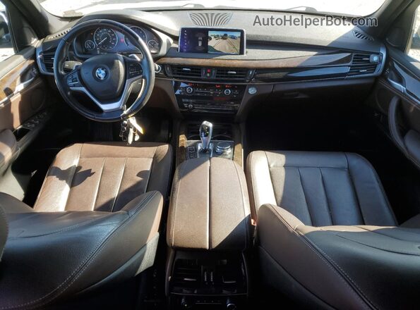 5UXKT0C50J0W01108 2018 BMW X5 White 