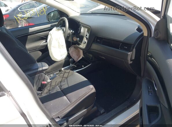 JA4AD2A38LZ042195 2020 MITSUBISHI OUTLANDER White წინა სალონის ხედი