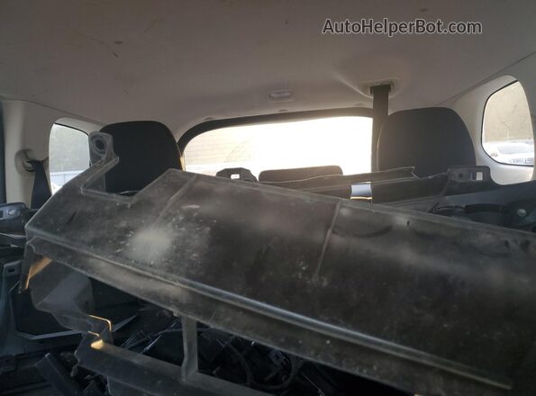 JA4AD2A39LZ015295 2020 MITSUBISHI OUTLANDER White Rear seats view