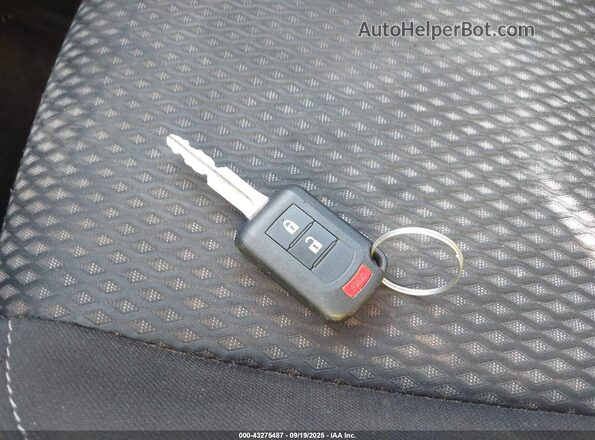 JA4AD2A3XLZ006038 2020 MITSUBISHI OUTLANDER White Առջևի վահանակի տեսք