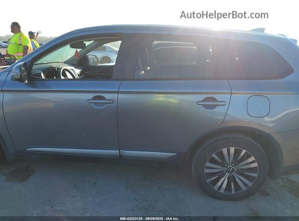 JA4AD3A37LZ005130 2020 MITSUBISHI OUTLANDER Silver სალონის 360-გრადუსიანი ხედი
