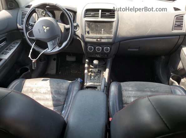 JA4AP3AW7JU018990 2018 MITSUBISHI OUTLANDER Black 