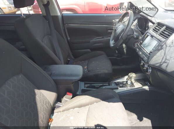JA4APUAU4MU000438 2021 MITSUBISHI OUTLANDER SPORT Silver Front interior view