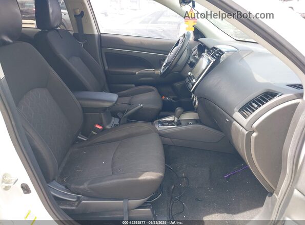 JA4AR3AU4LU019252 2020 MITSUBISHI OUTLANDER SPORT Белый Вид салона спереди