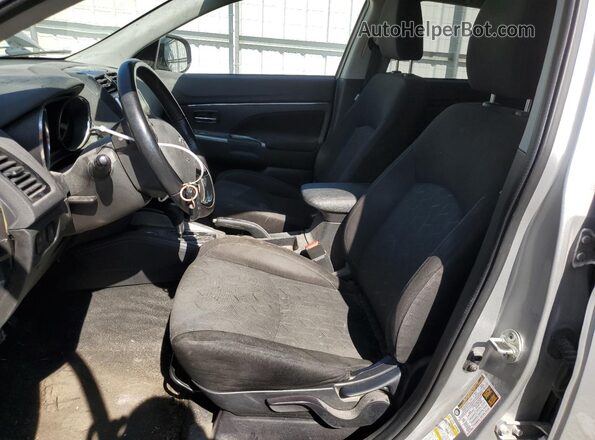 JA4AR3AU5LU021270 2020 MITSUBISHI OUTLANDER Silver 