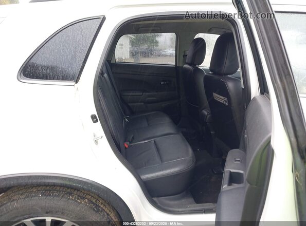 JA4AR4AW1GZ056033 2016 MITSUBISHI OUTLANDER SPORT White 