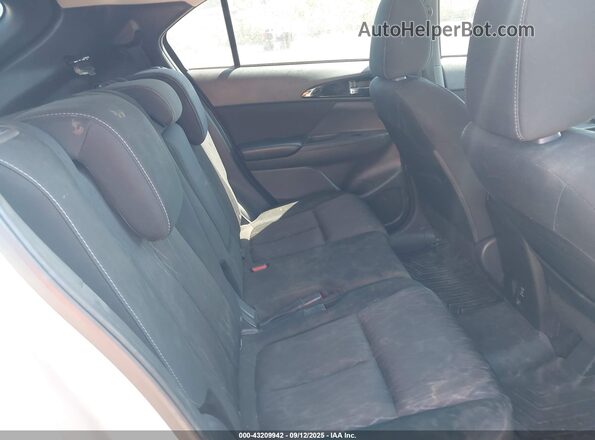JA4AT5AA4LZ016647 2020 MITSUBISHI ECLIPSE CROSS Silver Vista de la etiqueta del VIN