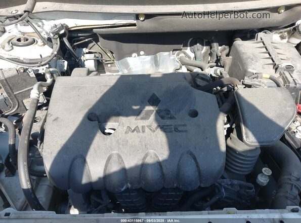 JA4AZ3A30LZ047219 2020 MITSUBISHI OUTLANDER White 