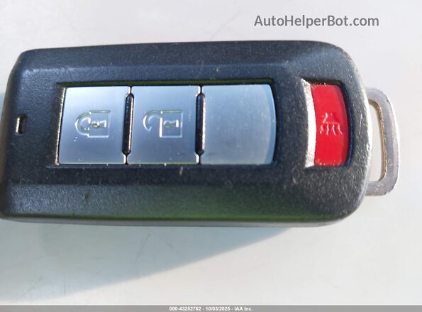 JA4AZ3A38LZ044519 2020 MITSUBISHI OUTLANDER Gray Вид панелі приладів