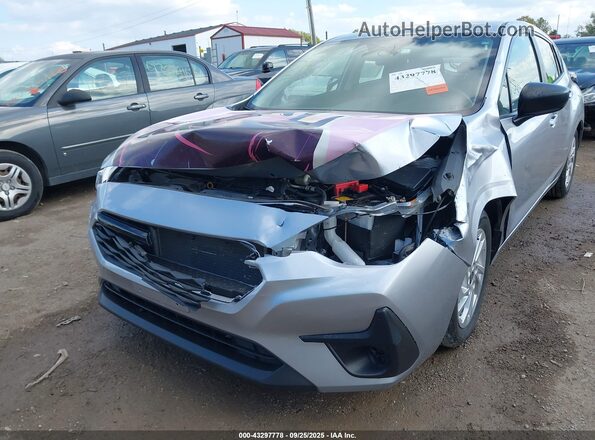 JF1GUABC2R8321932 2024 SUBARU IMPREZA Серебряный Вид спереди