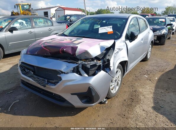JF1GUABC2R8321932 2024 SUBARU IMPREZA Серебряный Передняя левая четверть