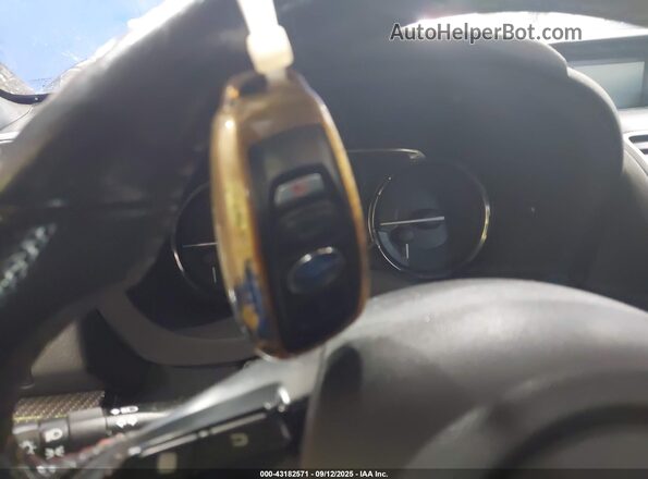 JF1VA2Y68H9801358 2017 SUBARU WRX STI Blue Widok deski rozdzielczej