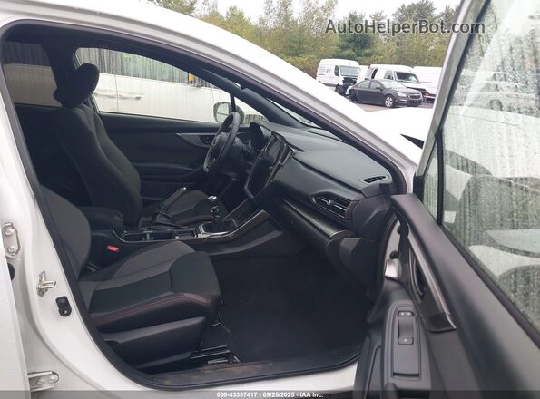 JF1VBAA66N9015975 2022 SUBARU WRX White Widok wnętrza z przodu