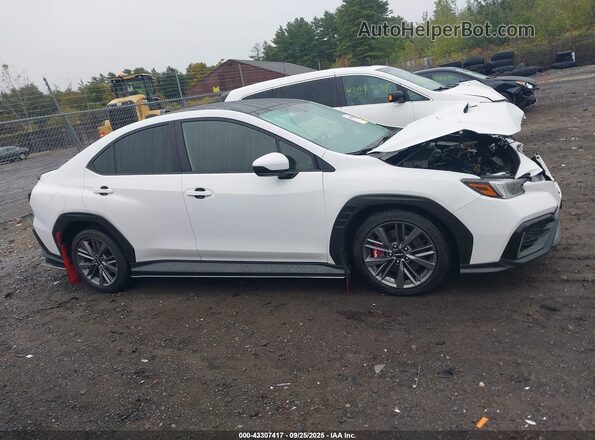 JF1VBAA66N9015975 2022 SUBARU WRX White Widok wnętrza z tyłu